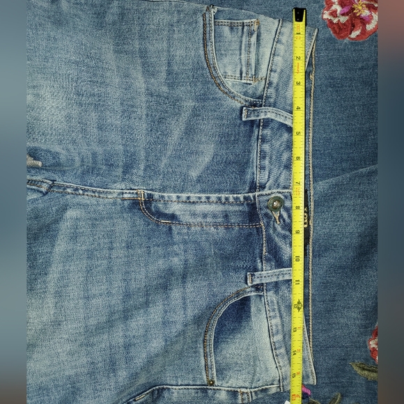 Floral Flare Jeans - Picture 7 of 14